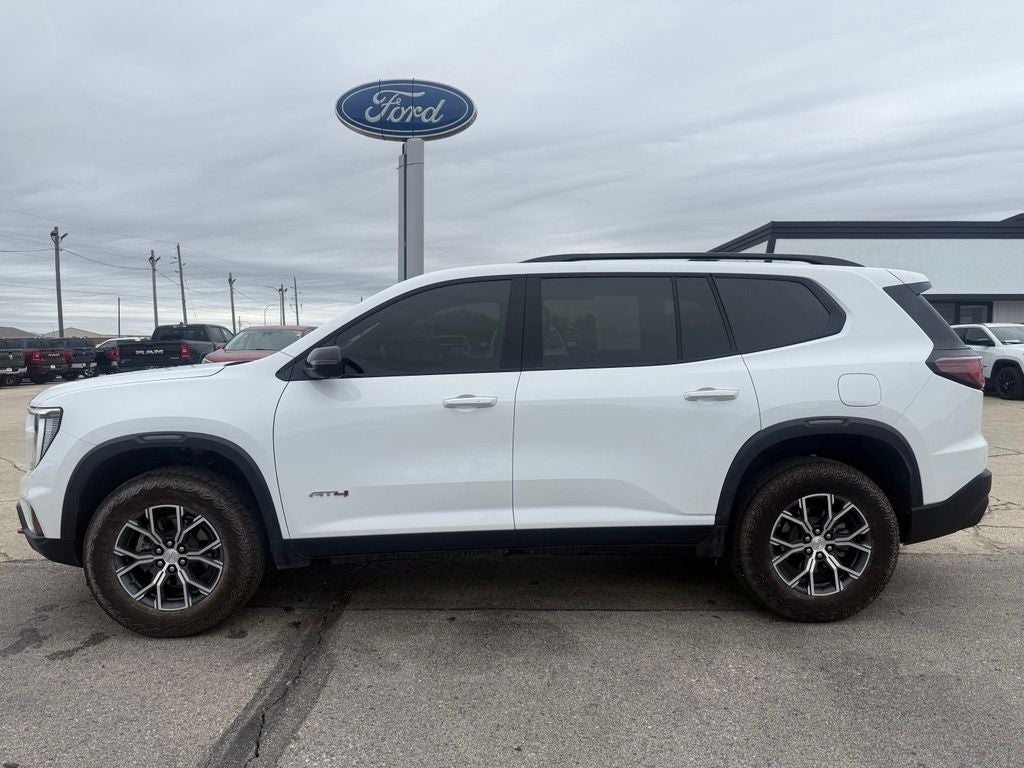 2025 GMC Acadia AT4