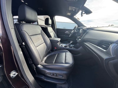 2022 Chevrolet Traverse LT Leather