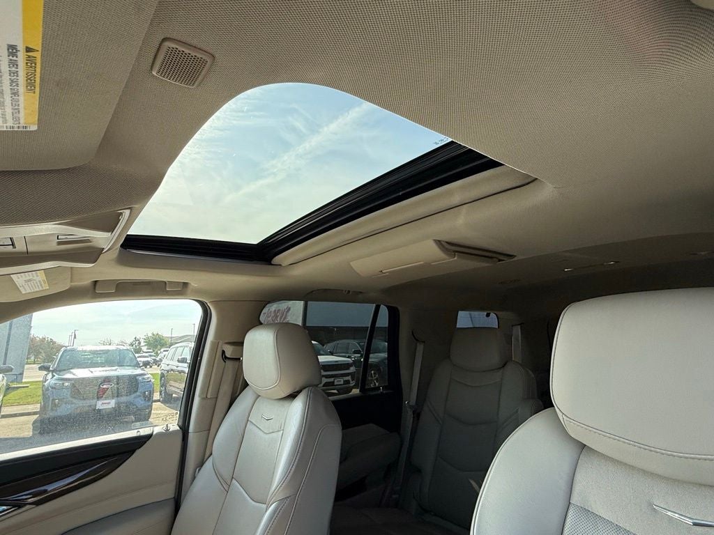 2020 Cadillac Escalade Luxury
