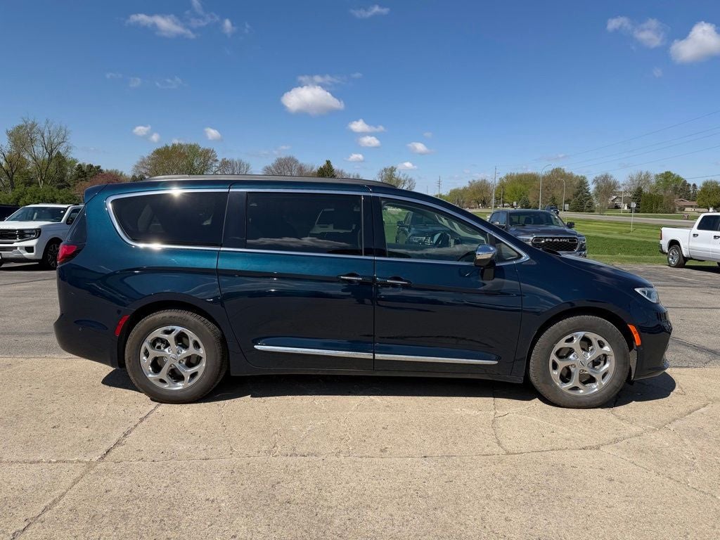 2022 Chrysler Pacifica Limited