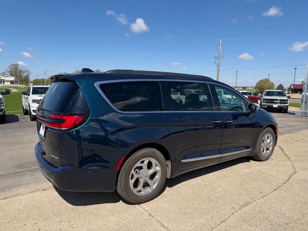 2022 Chrysler Pacifica Limited