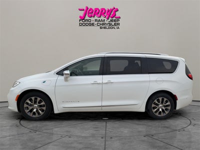 2024 Chrysler Pacifica Hybrid Pinnacle