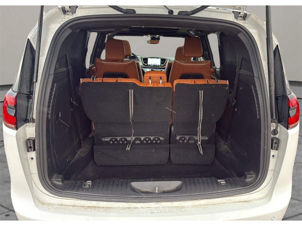 2024 Chrysler Pacifica Hybrid Pinnacle