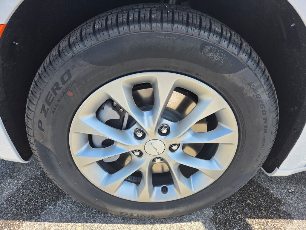 2027 Chrysler Pacifica Select