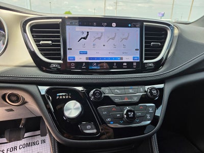 2027 Chrysler Pacifica Limited