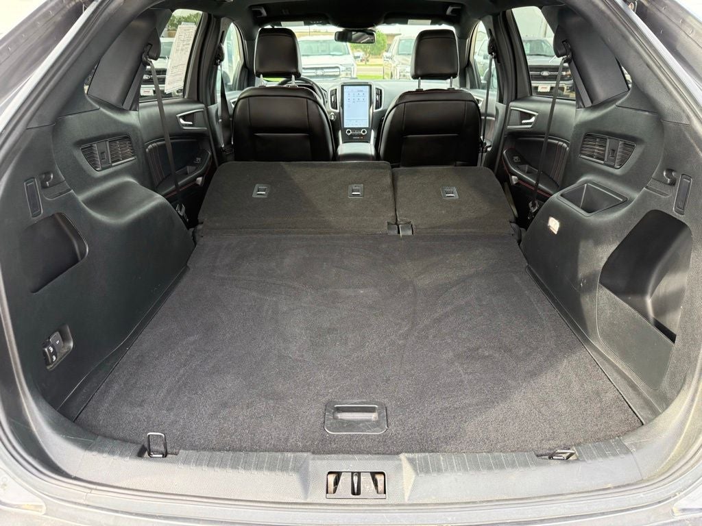 2022 Ford Edge ST Line