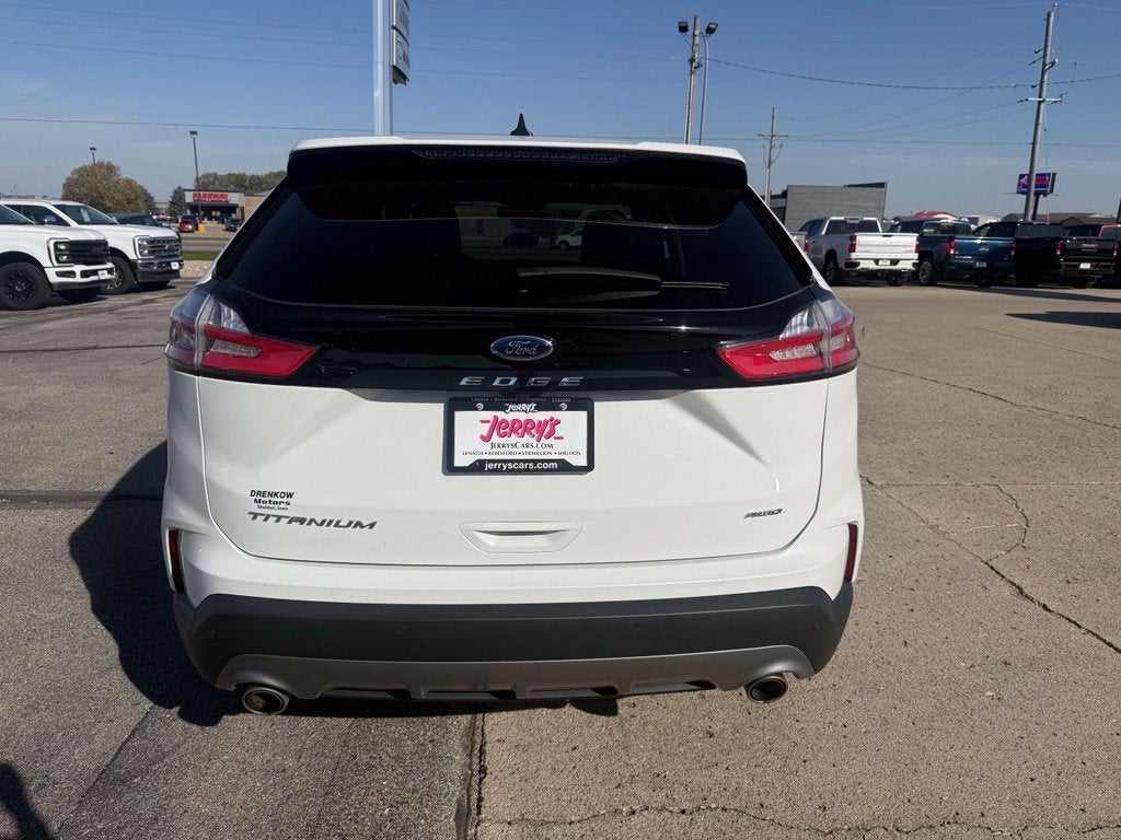 2024 Ford Edge Titanium