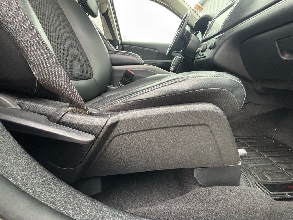 2019 Dodge Journey Crossroad