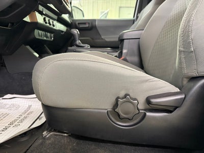 2022 Toyota Tacoma SR