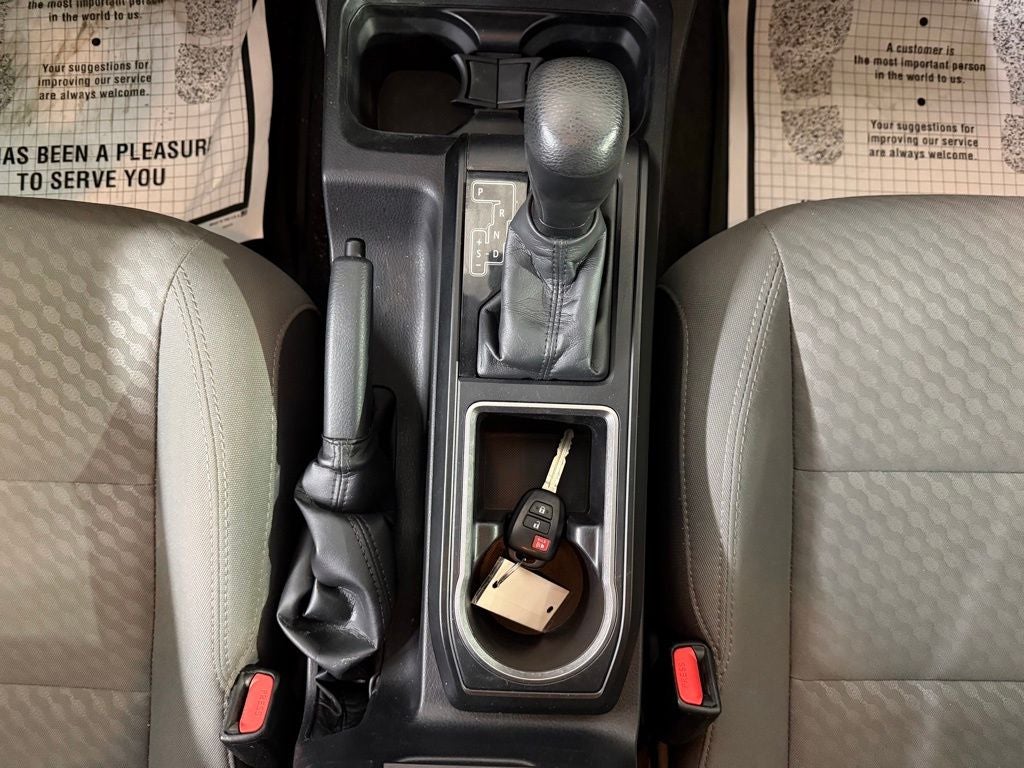 2022 Toyota Tacoma SR