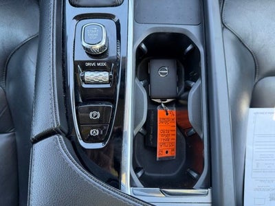 2021 Volvo XC90 T5 Momentum