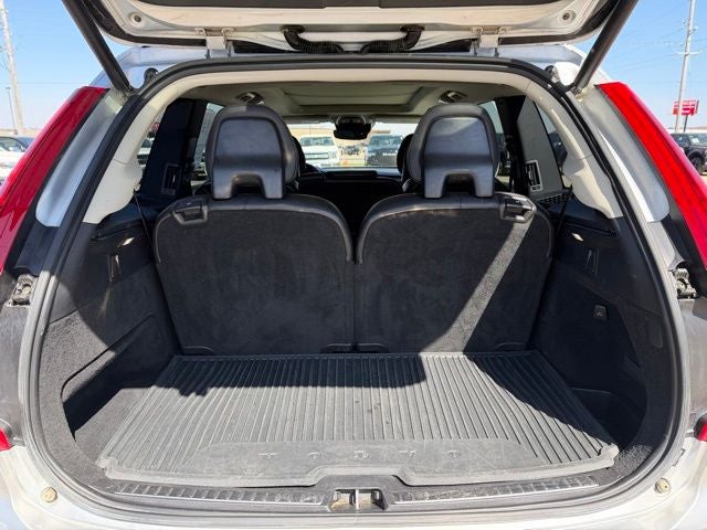 2021 Volvo XC90 T5 Momentum