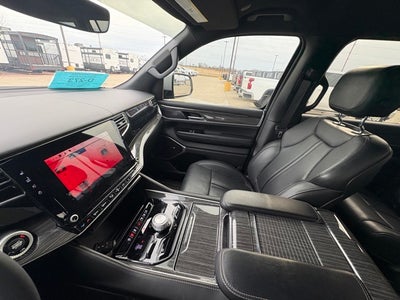 2022 Jeep Wagoneer Series III