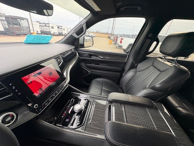 2022 Jeep Wagoneer Series III