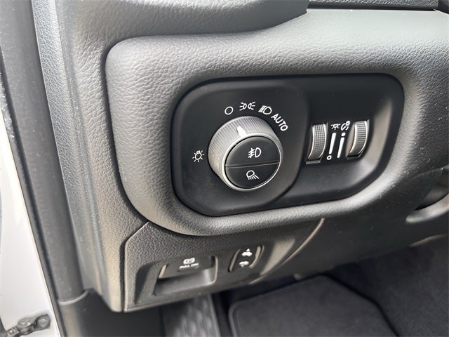 2025 RAM 1500 Laramie SHORT BOX