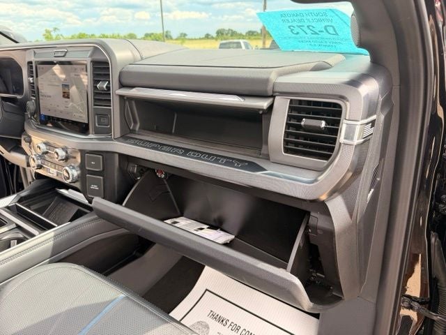 2025 Ford F-250SD Platinum 6 3/4 Ft Box