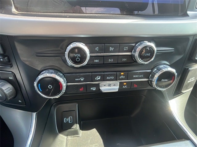 2022 Ford F-150 XLT 5 1/2 Ft Box