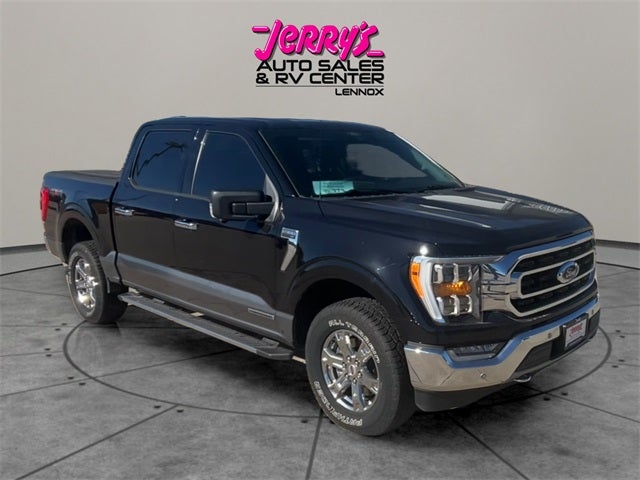 2021 Ford F-150 XLT 5 1/2 FT BOX