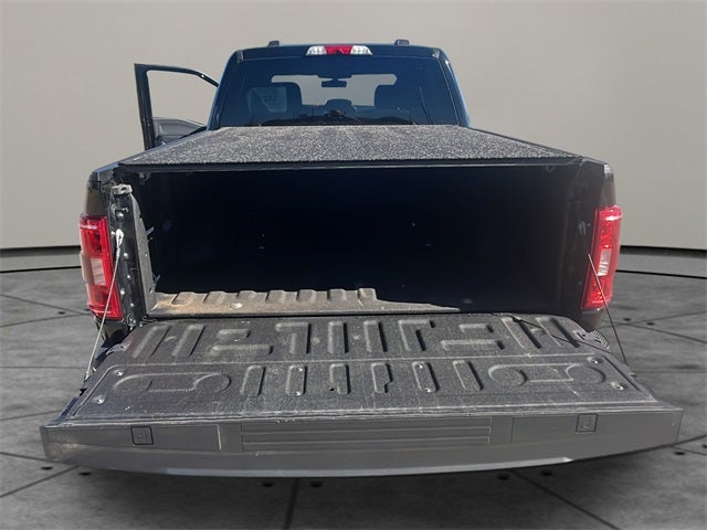 2021 Ford F-150 XLT 5 1/2 FT BOX