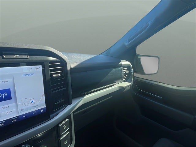 2021 Ford F-150 XLT 5 1/2 FT BOX