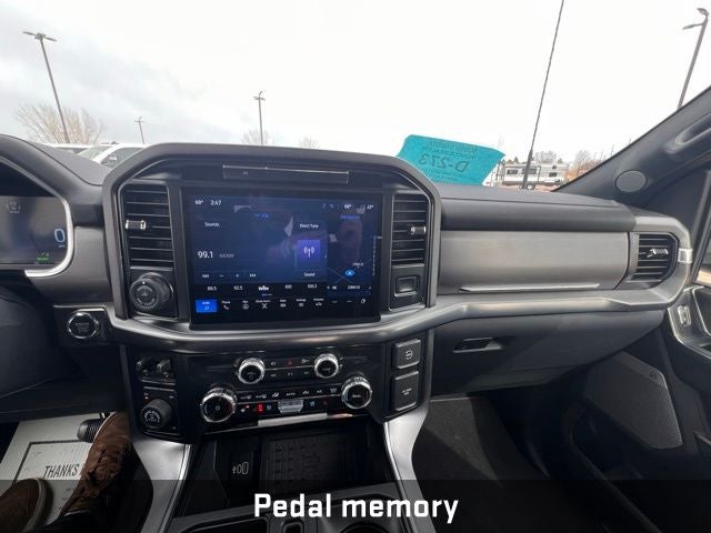 2025 Ford F-150 Platinum 5 1/2 FT BOX