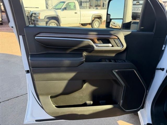 2024 Chevrolet Silverado 3500HD LT