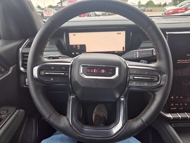 2024 GMC Acadia AT4