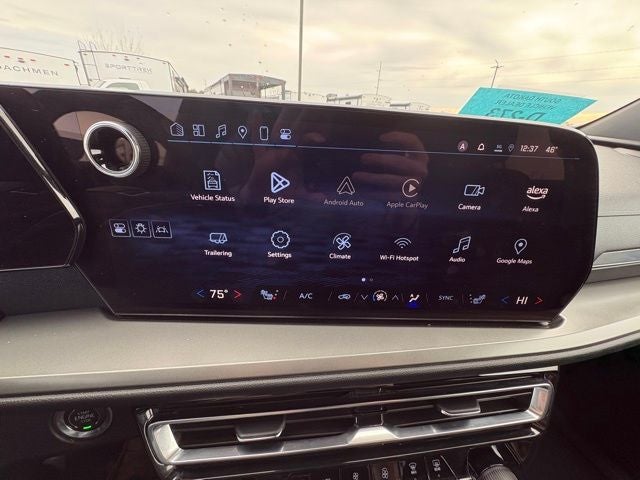 2025 Chevrolet Traverse LT 2LT