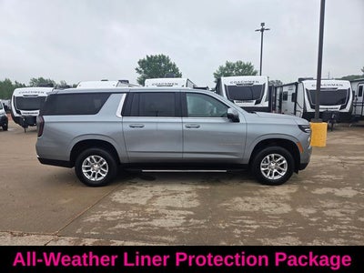 2025 Chevrolet Suburban LT