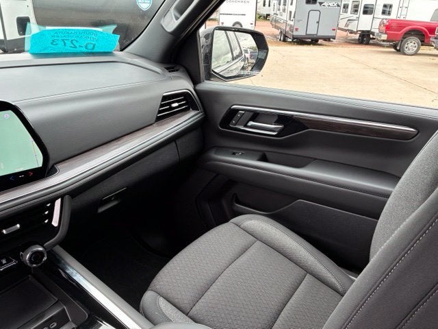 2025 Chevrolet Tahoe LS