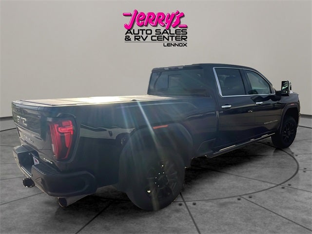 2023 GMC Sierra 2500HD Denali Ultimate 6 3/4 FT BOX