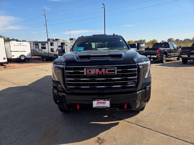 2025 GMC Sierra 2500HD AT4