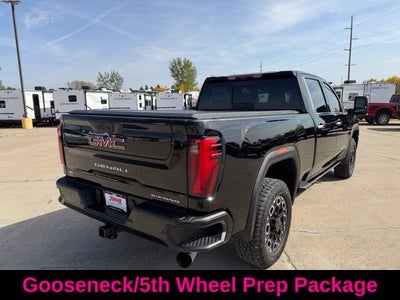 2025 GMC Sierra 2500HD Denali