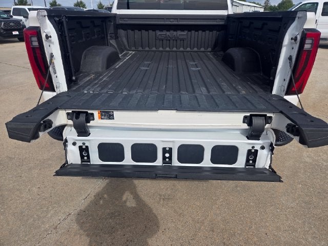 2025 GMC Sierra 3500HD Denali