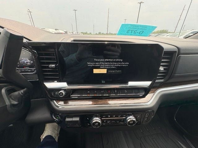 2025 GMC Sierra 1500 SLE