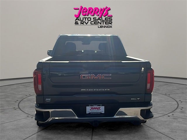 2022 GMC Sierra 1500 SLT Short Box
