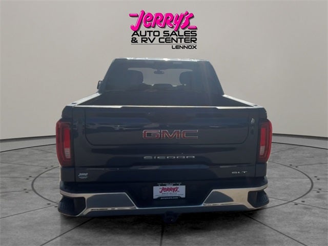 2022 GMC Sierra 1500 SLT Short Box