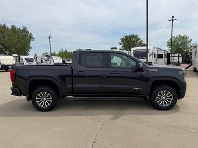 2023 GMC Sierra 1500 AT4 Short Box