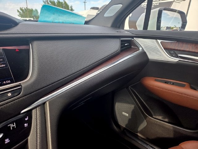 2025 Cadillac XT5 Sport