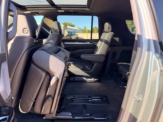 2026 Cadillac Escalade ESV Platinum Edition