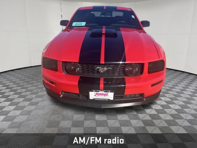 2005 Ford Mustang GT Premium