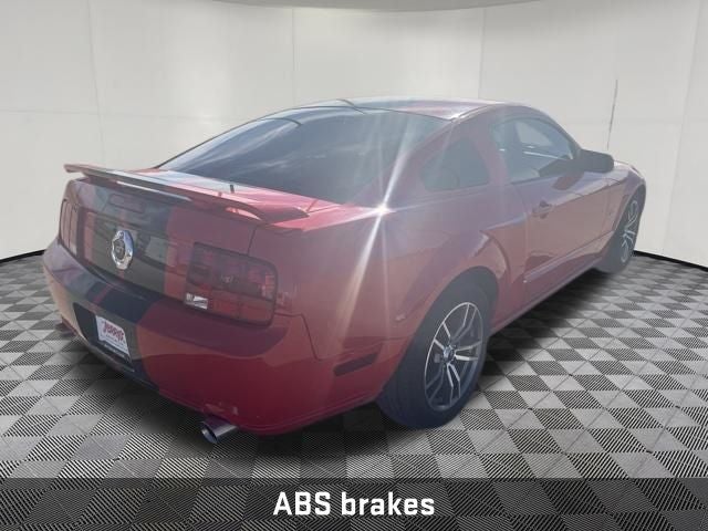 2005 Ford Mustang GT Premium