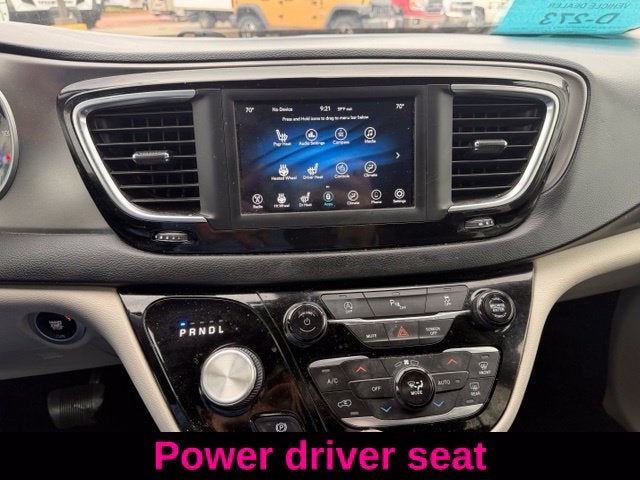 2020 Chrysler Pacifica Touring L