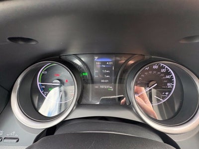 2022 Toyota Camry Hybrid SE