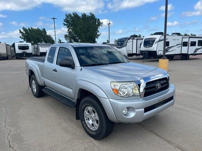 2006 Toyota Tacoma Base V6