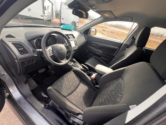 2025 Mitsubishi Outlander Sport Base