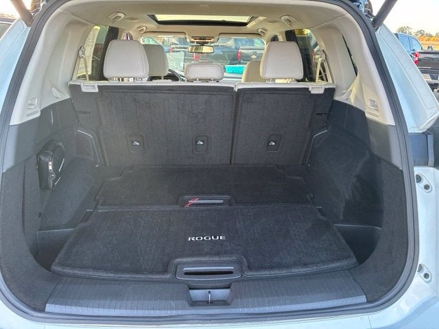 2025 Nissan Rogue SL