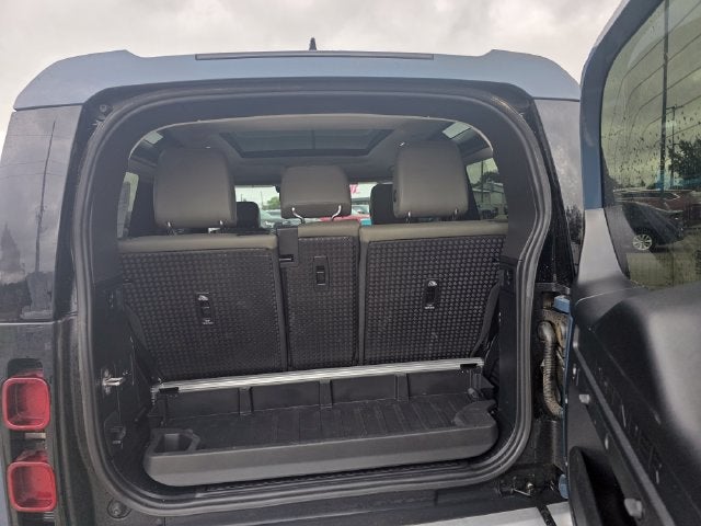 2023 Land Rover Defender 90 S