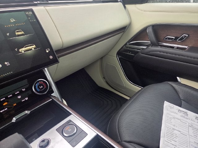 2023 Land Rover Range Rover SE