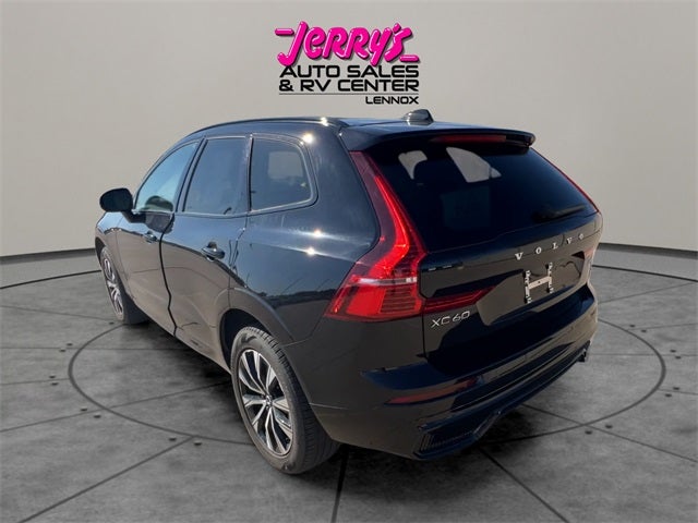 2025 Volvo XC60 B5 Plus